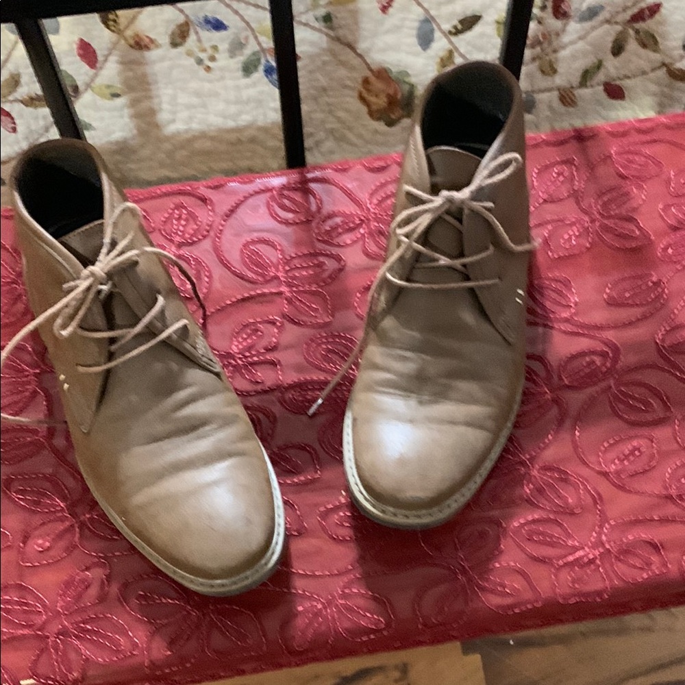 Tan Leather Chukka Boots with Crepe Sole